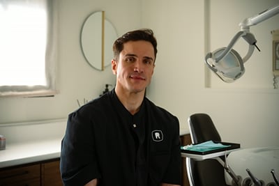Rodium Dental: rodaje y contenido para una clínica dental en Barcelona - Content Strategy