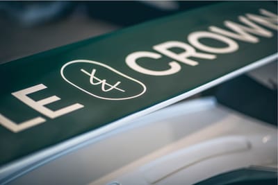 Triple&Crown - Where automotive meets finesse - Branding & Posizionamento
