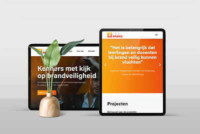 Kijk op Brand Website Ontwikkeling - Branding & Positionering