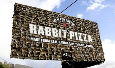 Rabbit Billboard - Werbung