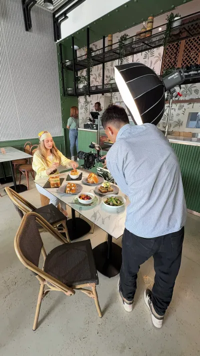 BRNCH Restaurant & Cafe - Advertising