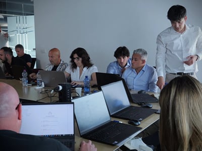 Formazione AI per il management di un gruppo da 126 milioni - Innovatie