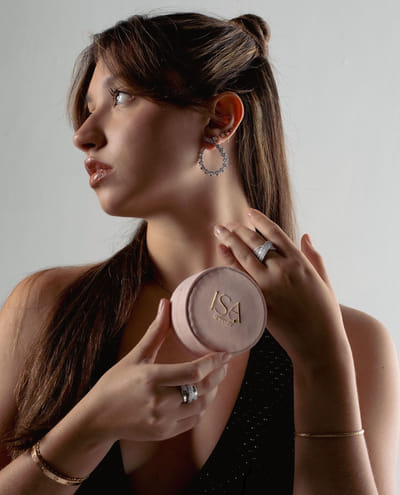 Isa Jewelry | Rebranding - Branding & Positioning