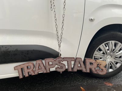 Street Marketing Leto — « Trapstars » - Publicité Extérieure