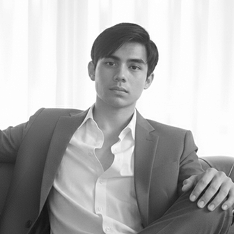 Zane Atega - Creative Web Designer