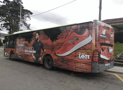 Publicidad New Balance Zante Shoes - Outdoor Advertising