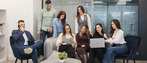 iQ - Agencija za Digitalni Marketing cover