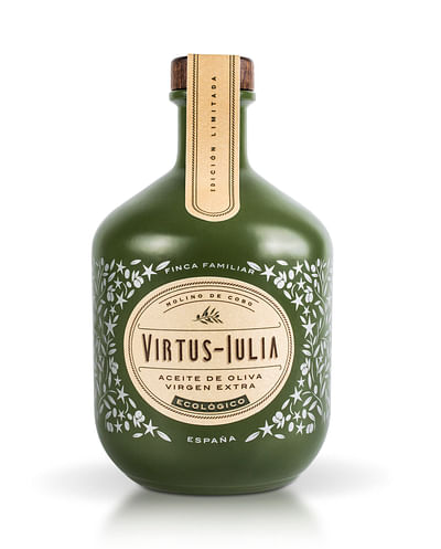 Packaging design - Virtus Iulia aove