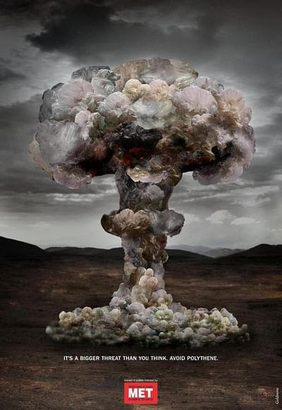 NUCLEAR BOMB - Publicidad
