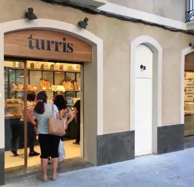 Estrategia de Social ADS y diseño para Turris - Social Media