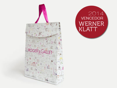 Cosmetics paper bag design - Graphic Design