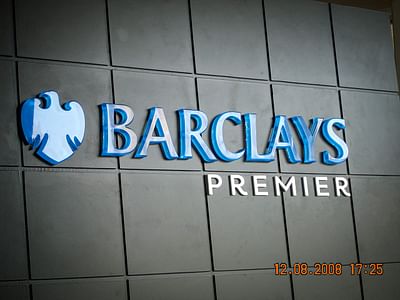 Barclays Channel Letters - Werbung
