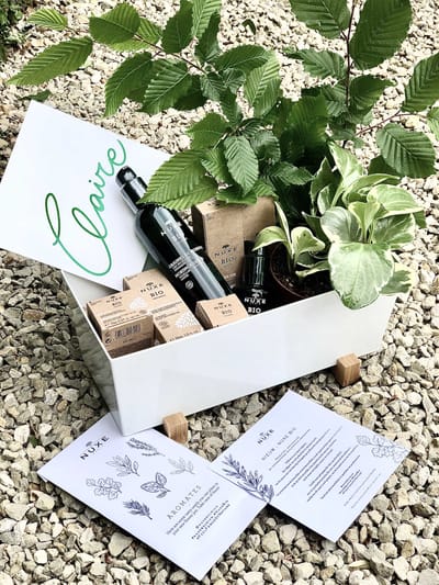 Unboxing Nuxe Bio Organic - Social media