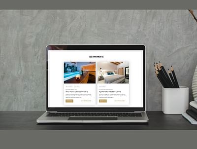 Diseño web Casa 95 Sevilla - Website Creation