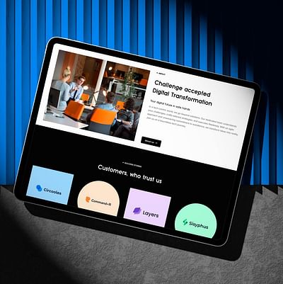 Next Level Lab: UX/UI Design for IT company - Website Creation