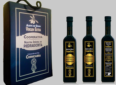 Packaging para almazara aceite de oliva virgen ext - Pubblicità
