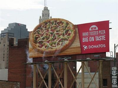 Steaming pizza - Werbung