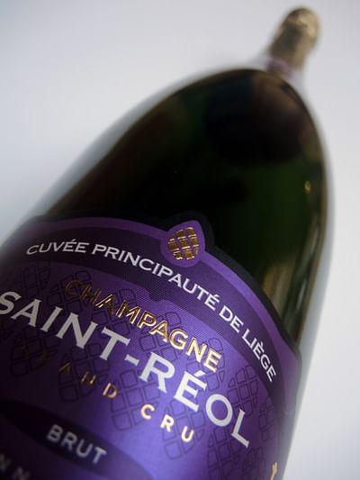PACKAGING CHAMPAGNE "CUVÉE PRINCIPAUTÉ DE LIÈGE" - Image de marque & branding