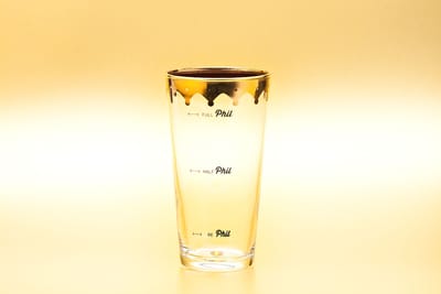 King Philippe of Belgium glass - Stratégie de contenu