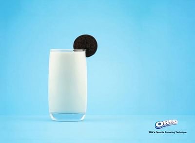 Milk's Favorite Pampering Technique - Publicité