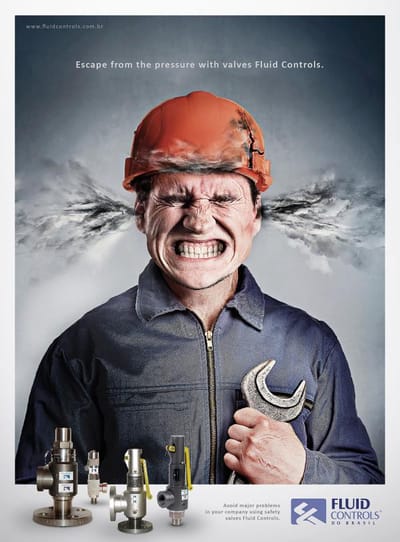 Escape, 1 - Publicité