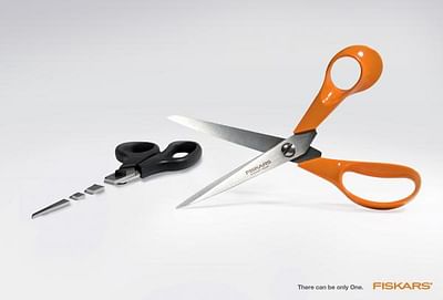 Scissors - Publicité