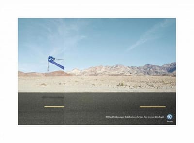 TOW TRUCK - Publicité