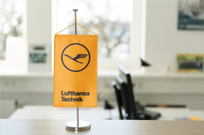 PROJECT FOR RED HAT CUSTOMER REFERENCE  LUFTHANSA - Fotografía