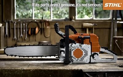 Lego Chainsaw - Publicidad
