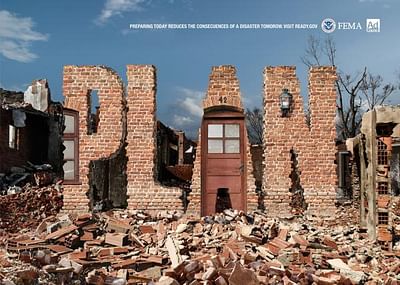 Earthquake - Publicité