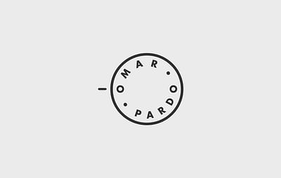 Identidad corporativa para el fotógrafo Omar Pardo - Branding y posicionamiento de marca