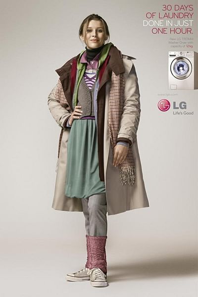 WOMAN - Advertising