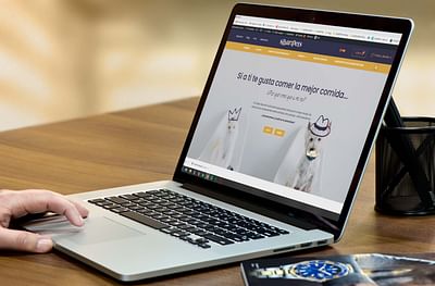 E-Commerce para Sibaripets - Branding y posicionamiento de marca
