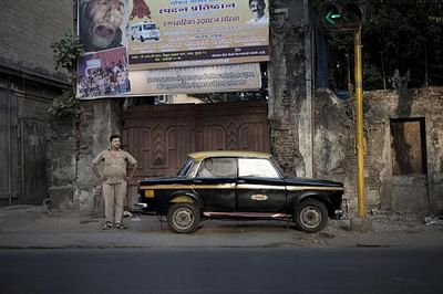Mumbai Taxi Co. 3 - Redes Sociales