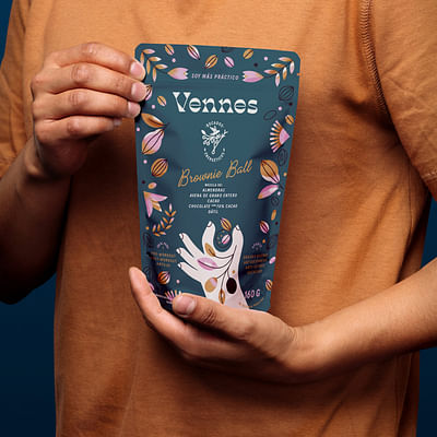 Venees - Graphic Design