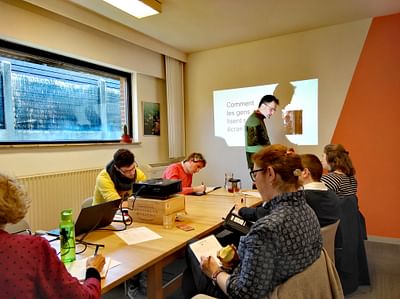 Atelier De Communication sur les Reseaux Sociaux - Rédaction et traduction