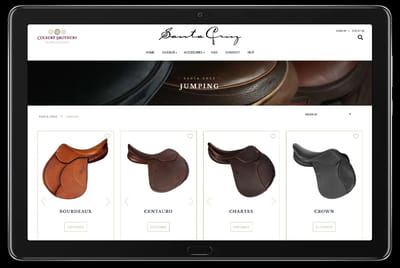 Custom E-commerce featuring an interactive product configurator. - E-Commerce