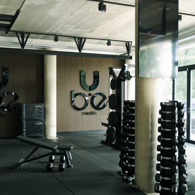 U.be Health – Luxury Brand Identity, Website Build & Growth Launch - Markenbildung & Positionierung