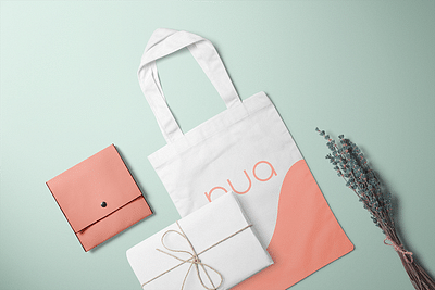 Nua Employee Merchandise Design - Image de marque & branding