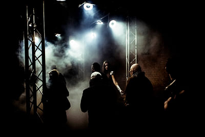 Modular - In Search of Light - Stratégie de contenu