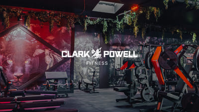 Clark Powell - Social Ads & Visuels - Onlinewerbung