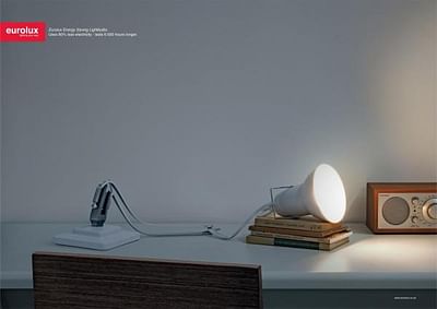 DESK LAMP - Publicité