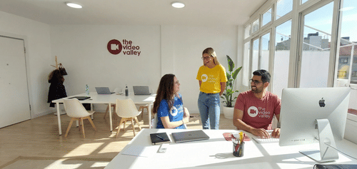 The Video Valley - Agencia Vídeos Animados Explicativos & Motion Graphics cover