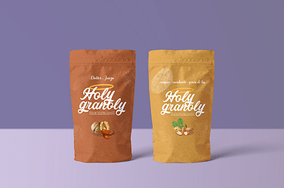 Project made for Holy granoly - Branding y posicionamiento de marca