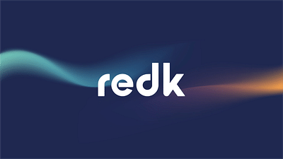 REDK - Surfeando la ola de la tecnología moderna - Image de marque & branding