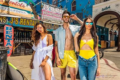 Lifestyle sunglasses photo session on LA models - Photographie