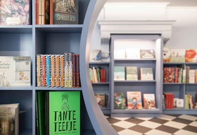 Luddites: not your average bookstore - Relations publiques (RP)