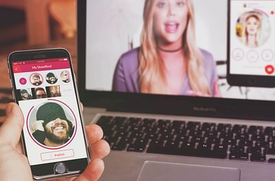 Show Real - Social Media