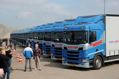 VAN DER WERFF LOGISTICS - Digital Strategy