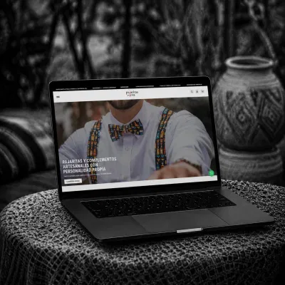 Rediseño completo y migración de una tienda de pajaritas artesanales - Website Creation